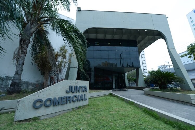 Read more about the article Junta Comercial cria ‘Balcão Único ES’ e facilita abertura de empresas no Estado 